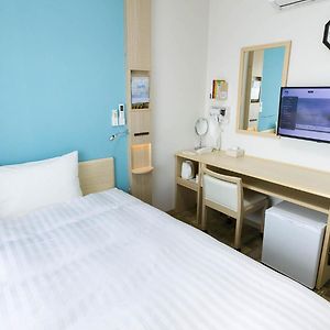 Economy Single Room Smoking